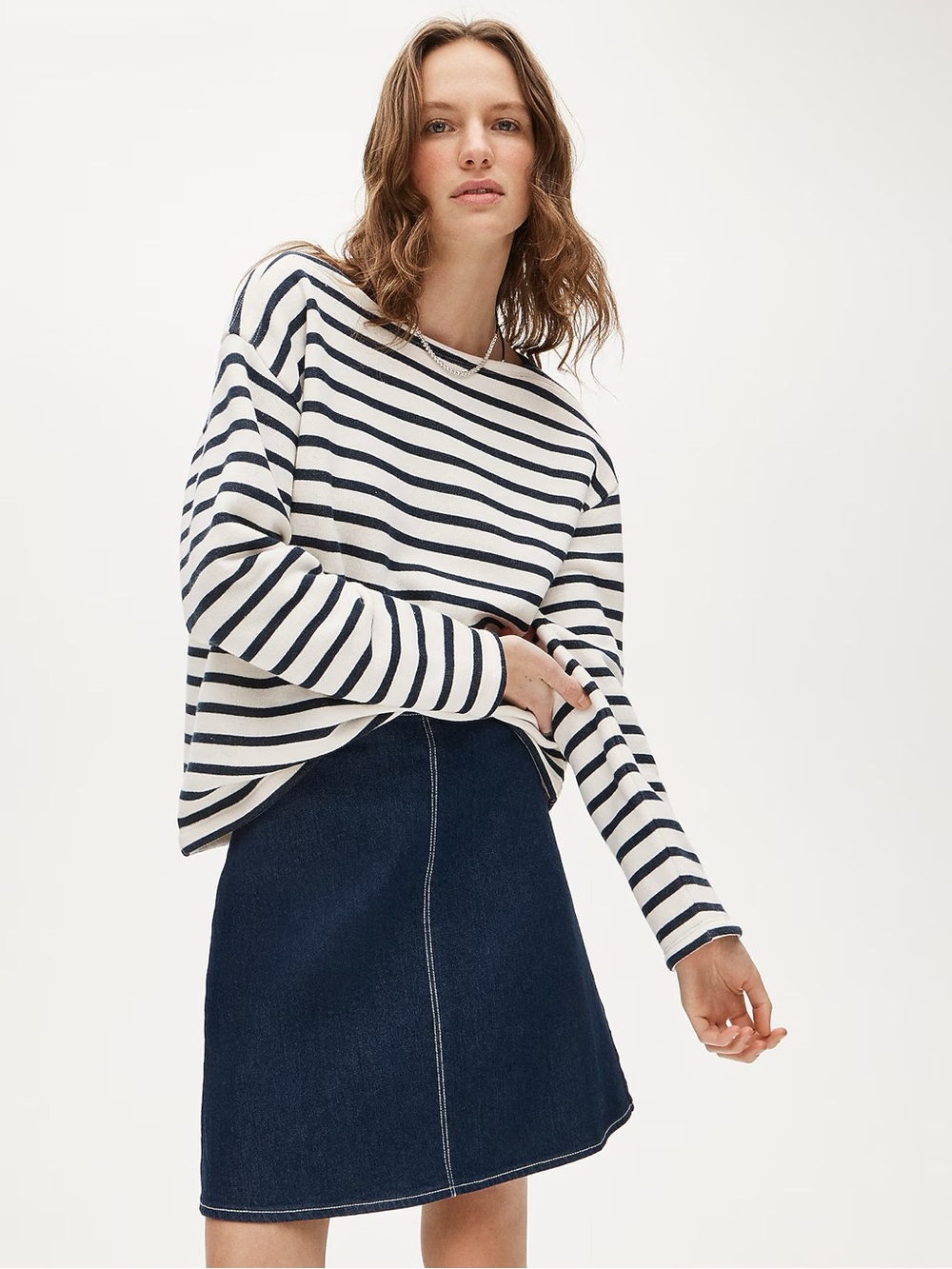J. Crew Heritage terry boatneck sweatshirt Small Navy White